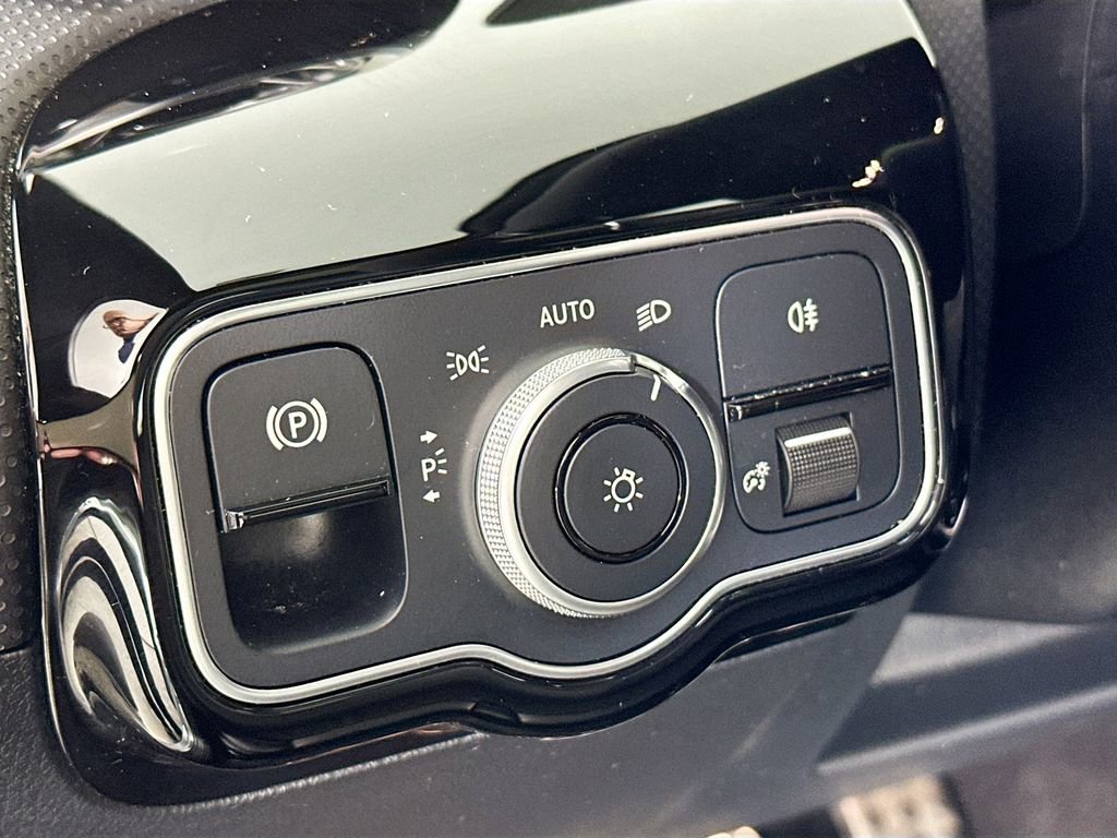 Certified 2023 Mercedes-Benz CLA 45 AMG 4MATIC image 10