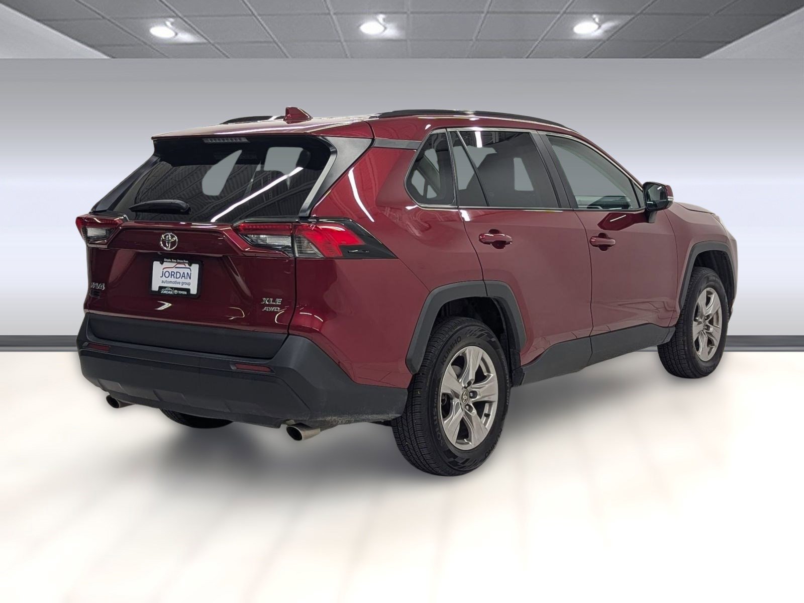 Used 2023 Toyota RAV4 XLE image 7