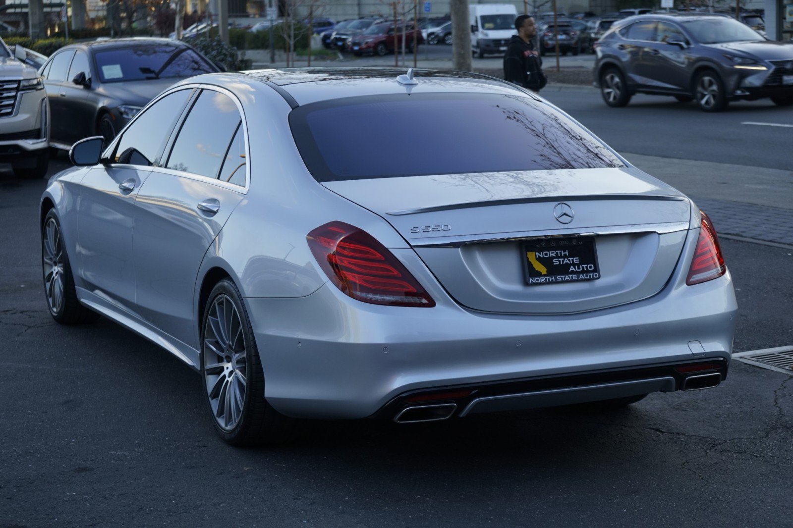 Used 2017 Mercedes-Benz S 550 Sedan image 11