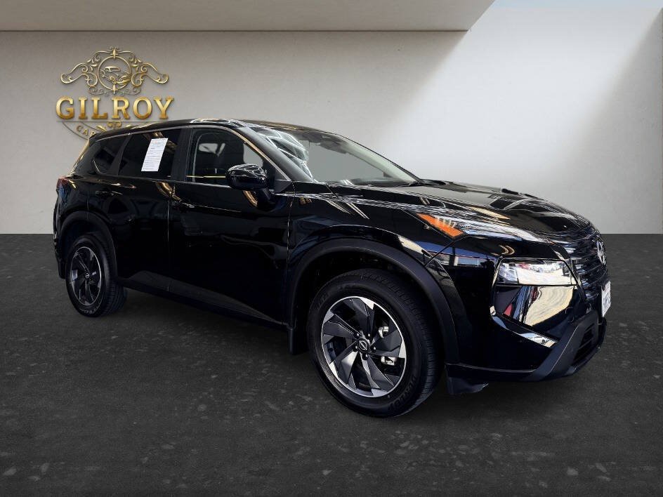 Used 2025 Nissan Rogue SV FWD image 3