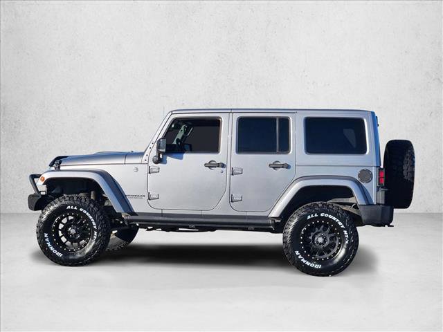 Used 2015 Jeep Wrangler Unlimited Sahara image 8