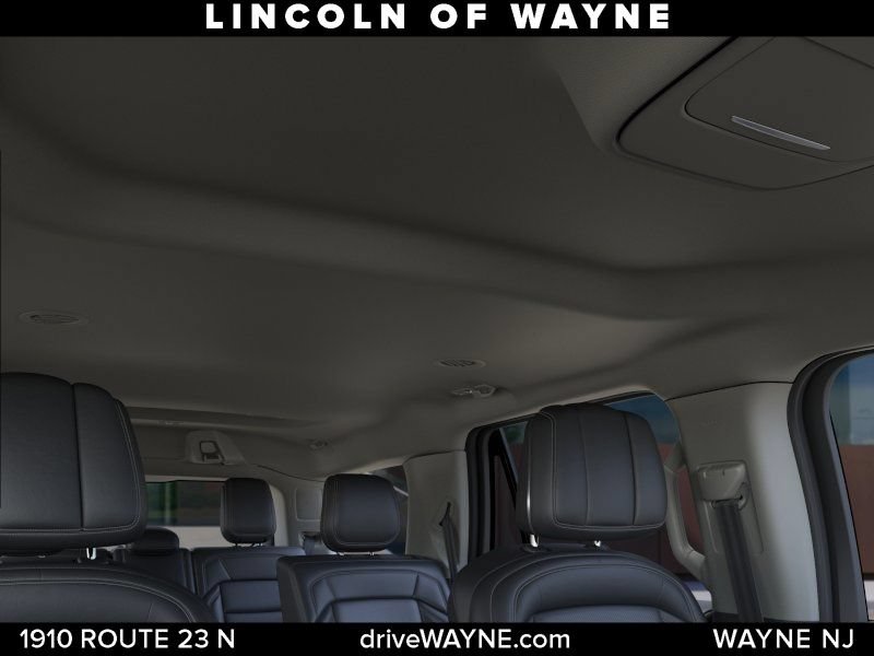 New 2026 Lincoln Navigator Premiere AWD/4WD image 23