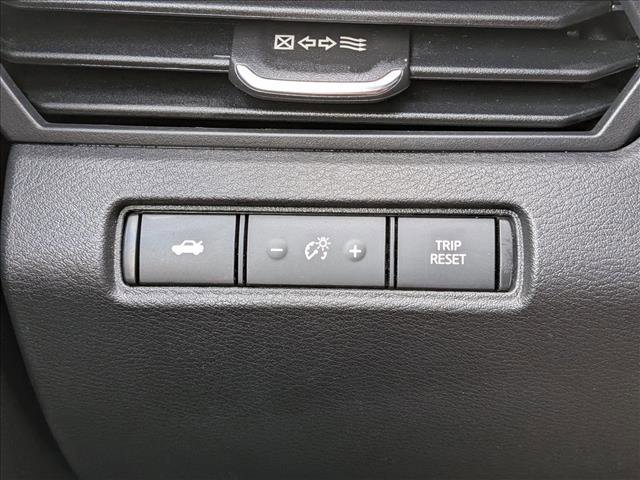 Used 2024 Nissan Altima 2.5 SV image 12