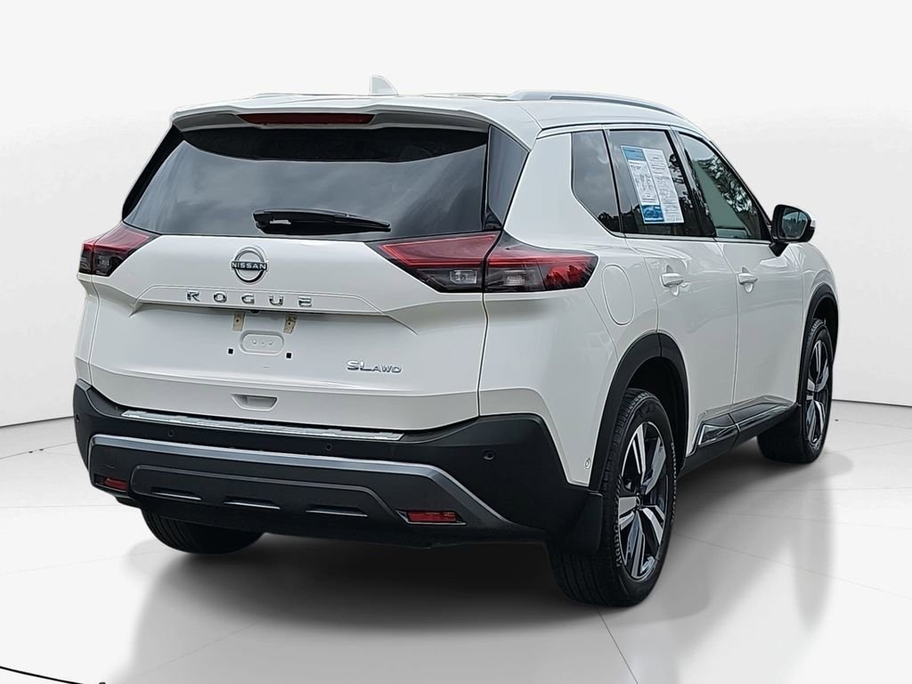 Used 2023 Nissan Rogue SL w/ SL Premium Package image 5