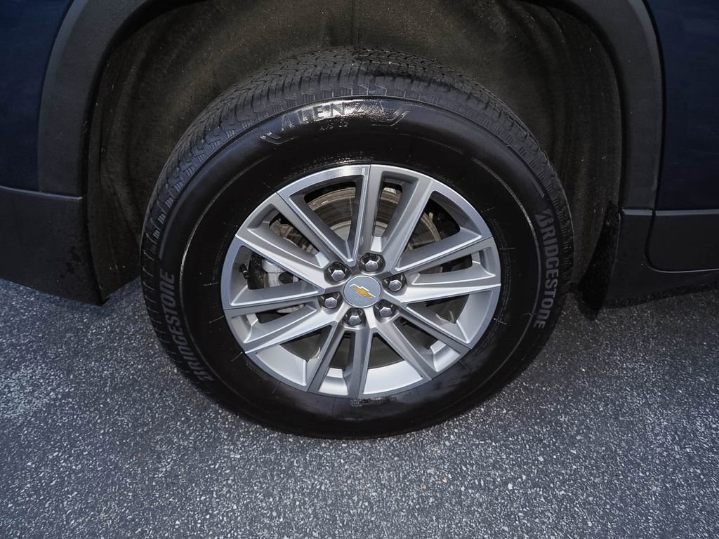 Certified 2023 Chevrolet Traverse LT image 36