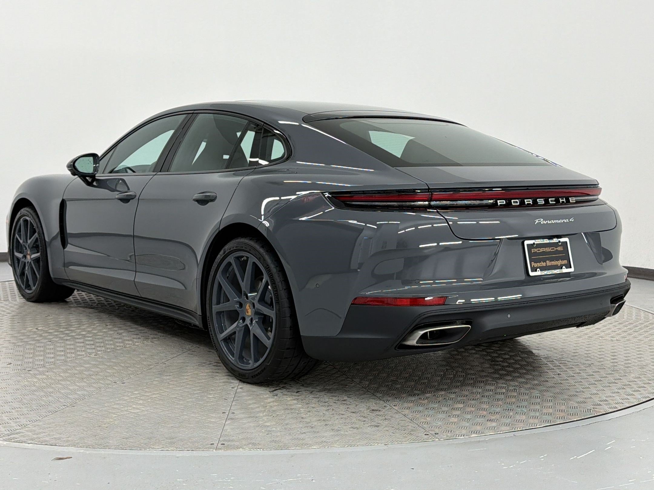 New 2026 Porsche Panamera 4 AWD/4WD image 3