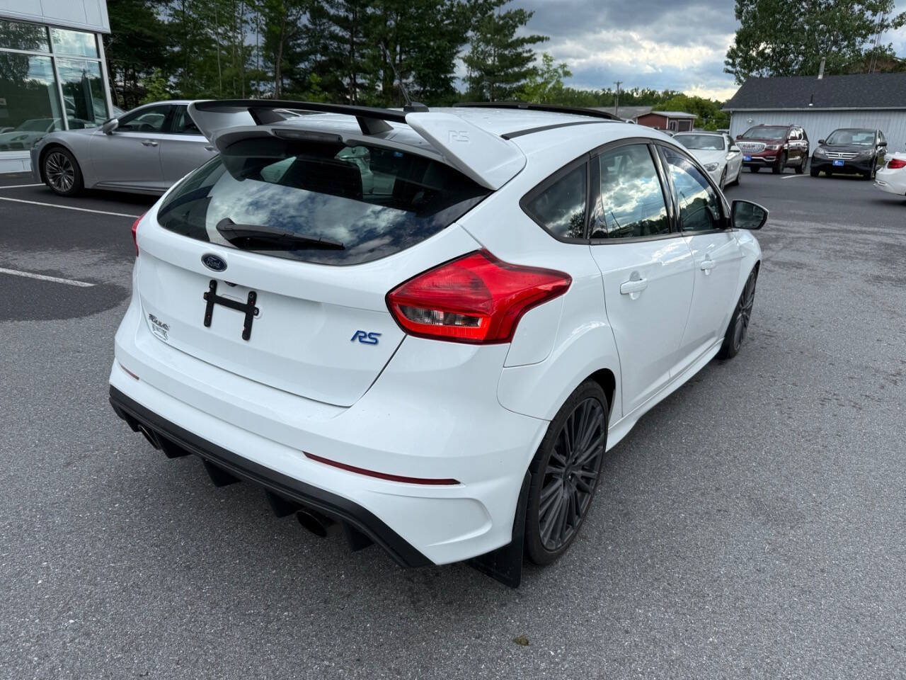 Used 2017 Ford Focus RS AWD/4WD image 6