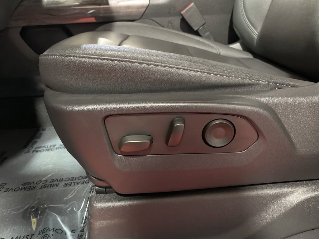 Certified 2022 Chevrolet Silverado 1500 LTZ w/ LTZ Premium Package image 23