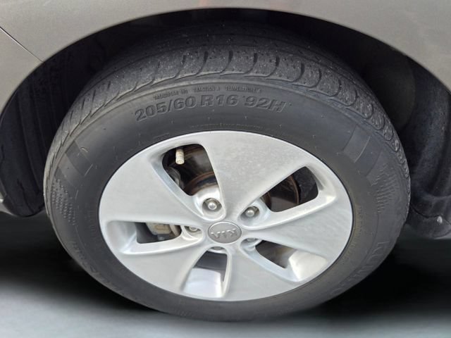 Used 2014 Kia Soul FWD image 19