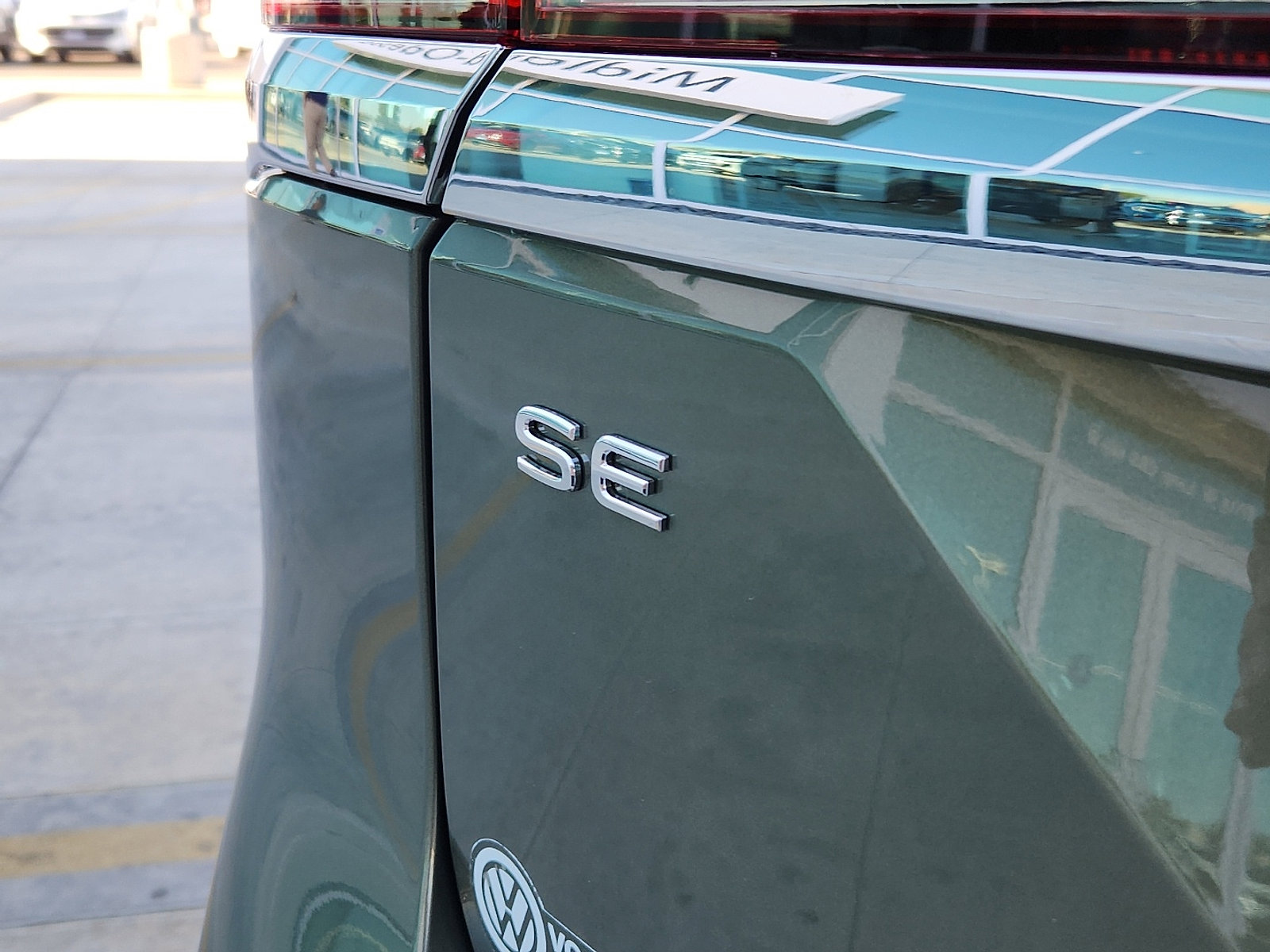 New 2026 Volkswagen Atlas SE image 10