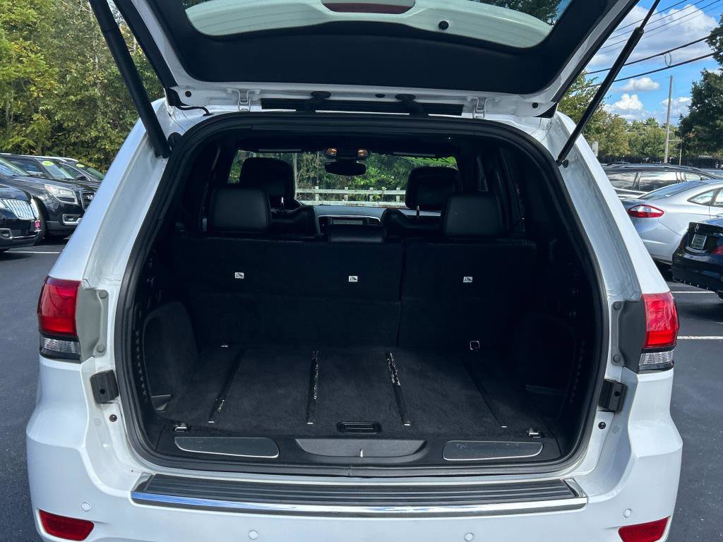 Used 2017 Jeep Grand Cherokee Limited image 12