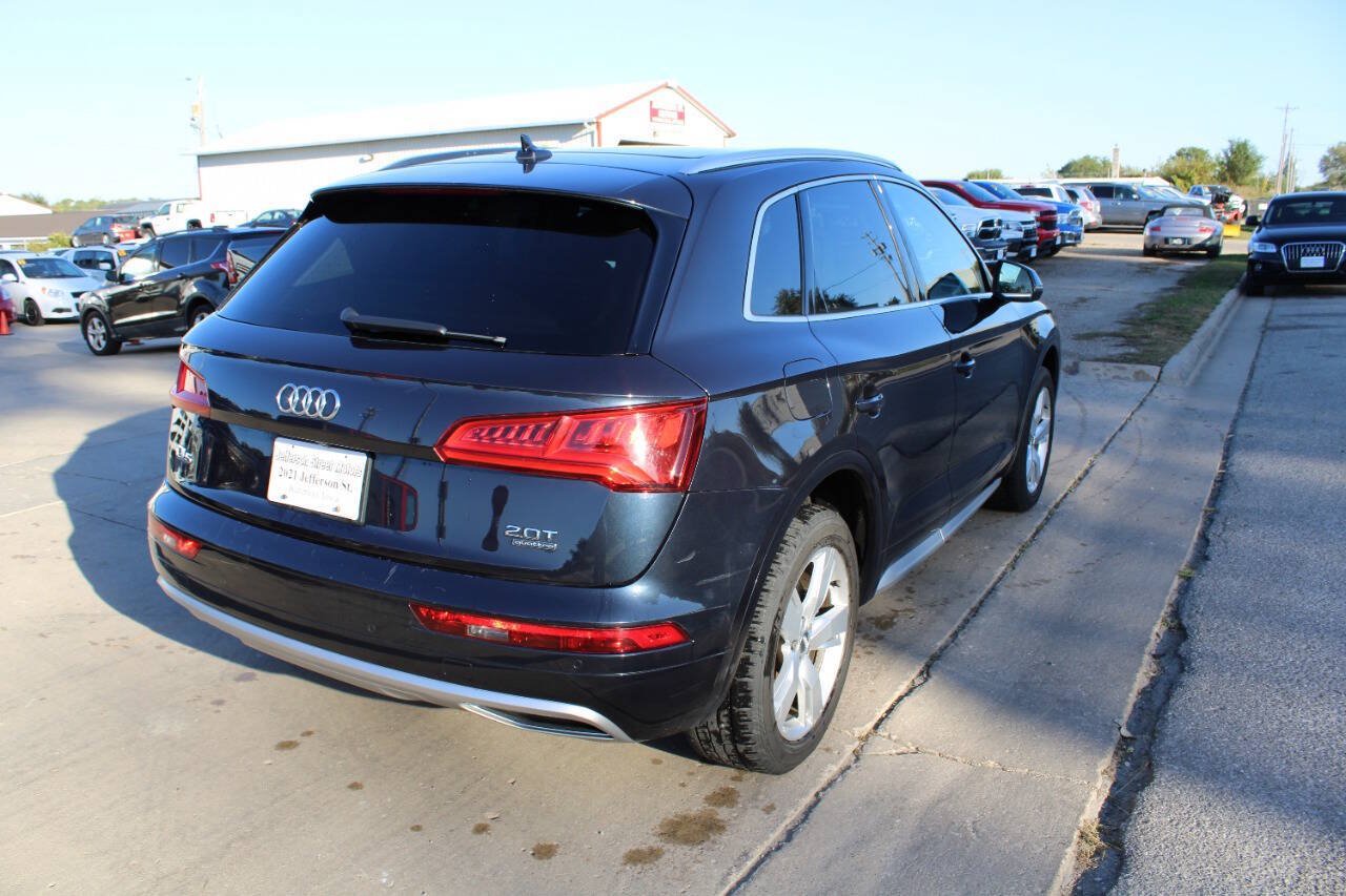 Used 2018 Audi Q5 2.0T Premium Plus w/ Premium Plus Package AWD/4WD image 6