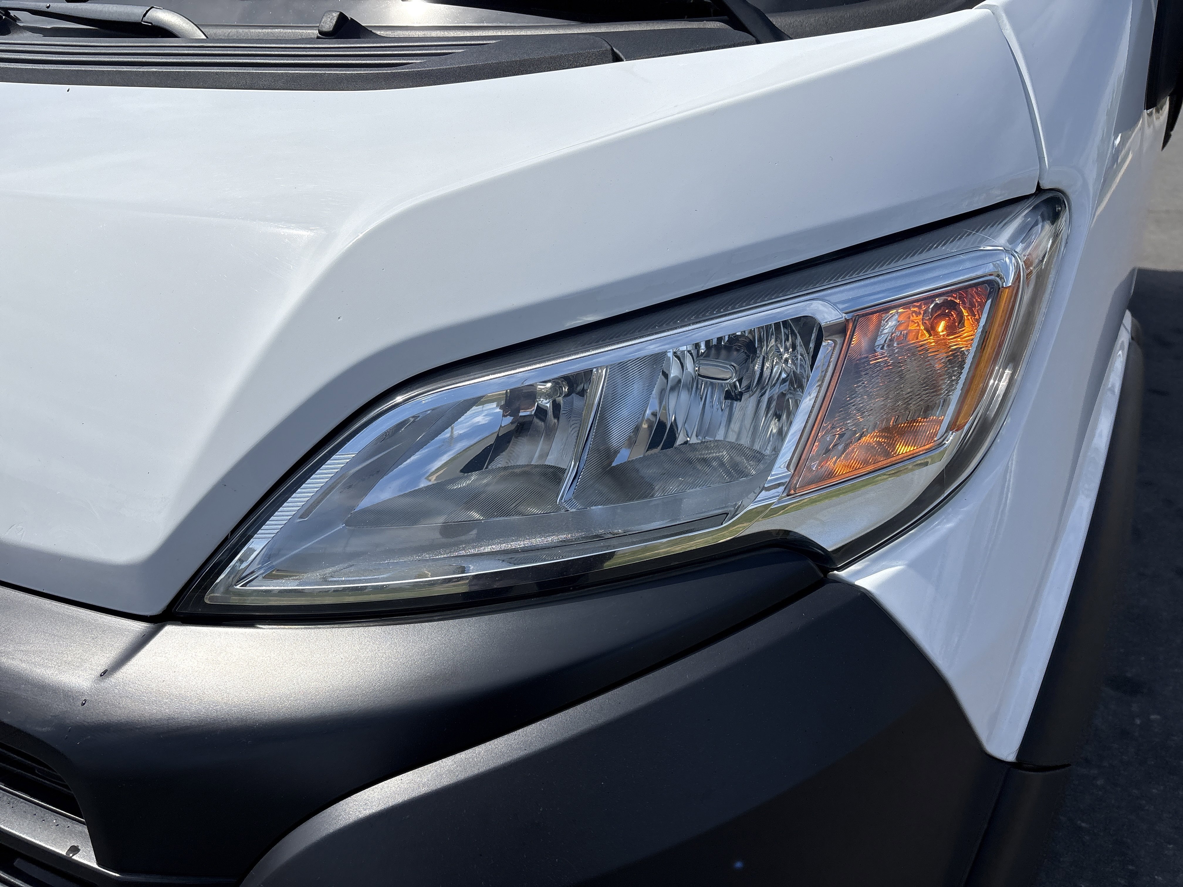 Used 2024 RAM ProMaster 2500 w/ Safety Group image 11