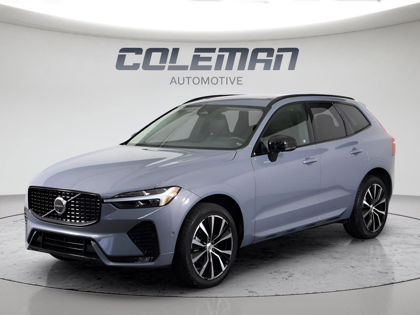 Used 2024 Volvo XC60 B5 Plus image 1