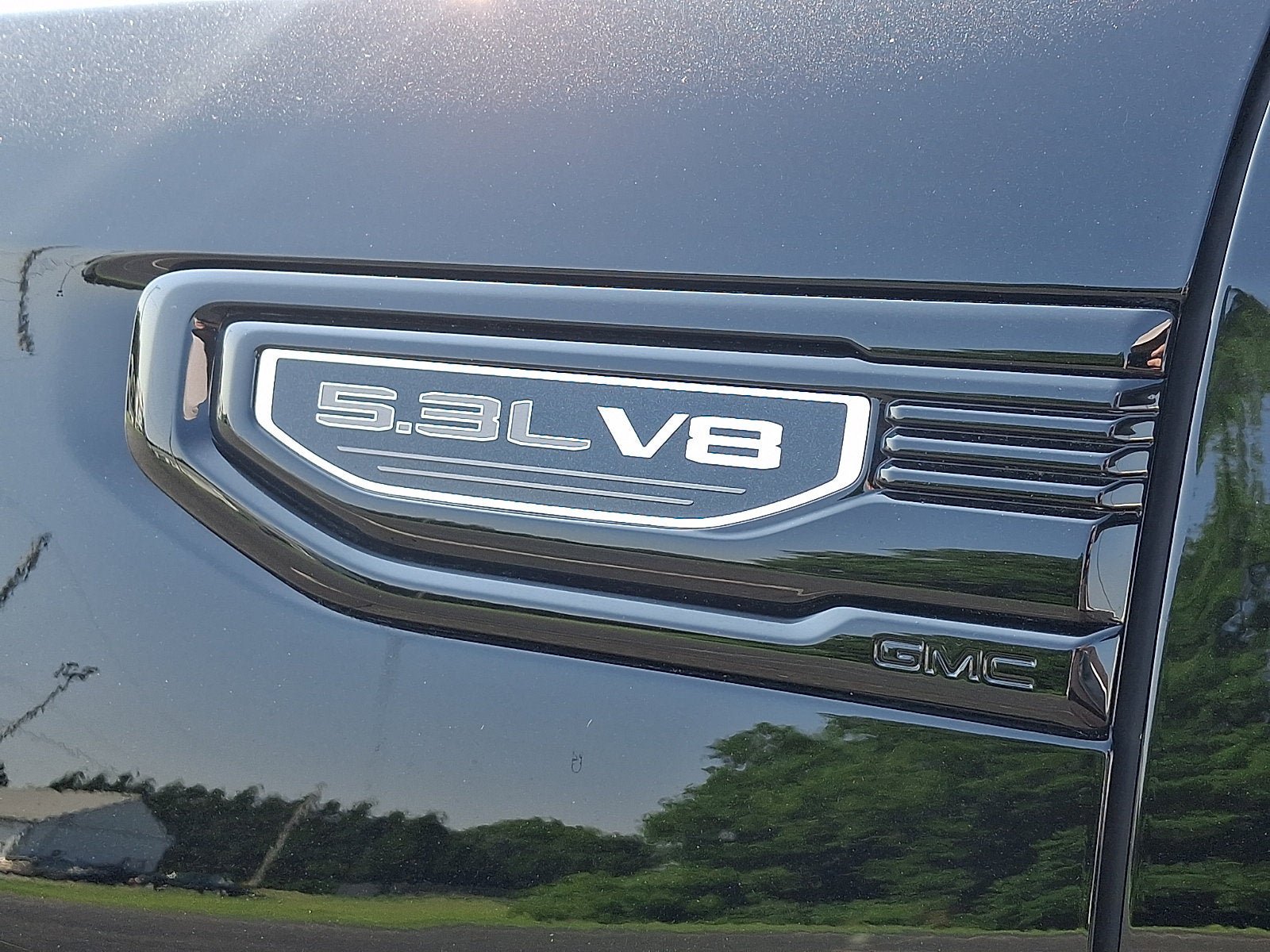 Used 2024 GMC Sierra 1500 Pro w/ Graphite Edition AWD/4WD image 29