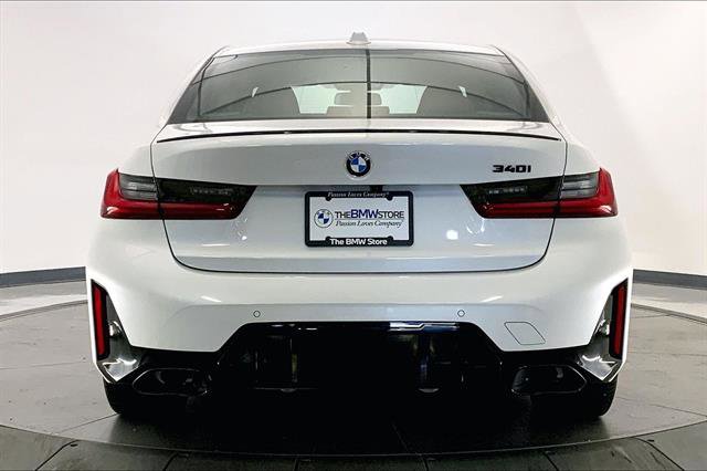 Used 2024 BMW M340i xDrive image 3