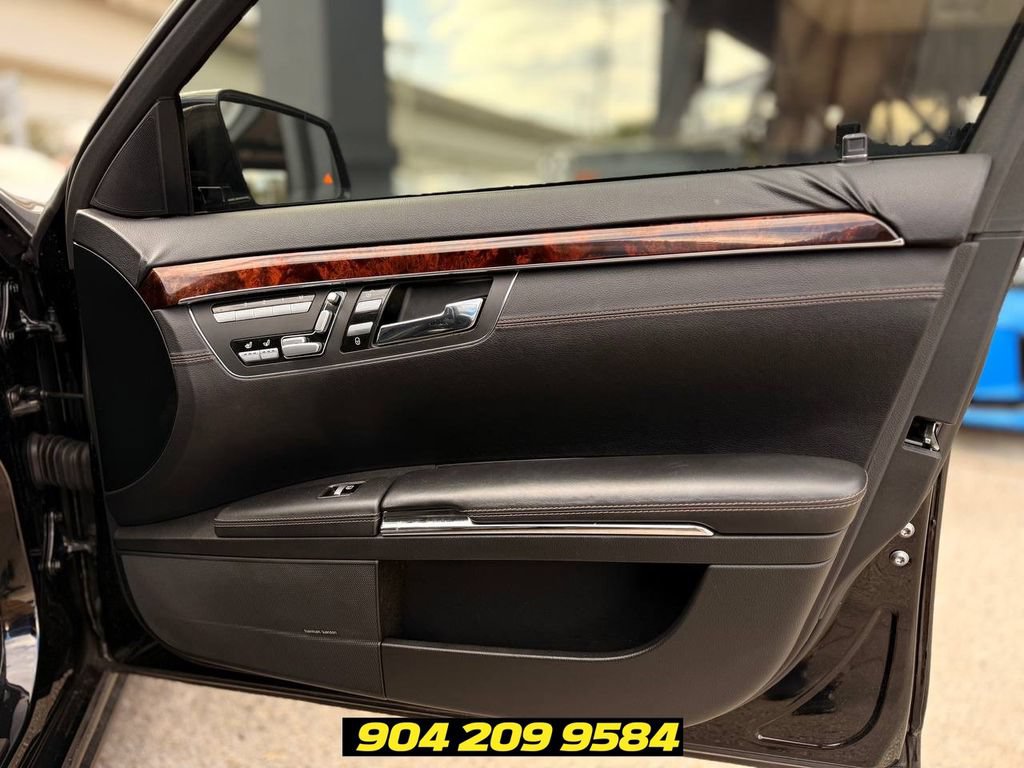 Used 2013 Mercedes-Benz S 63 AMG image 31