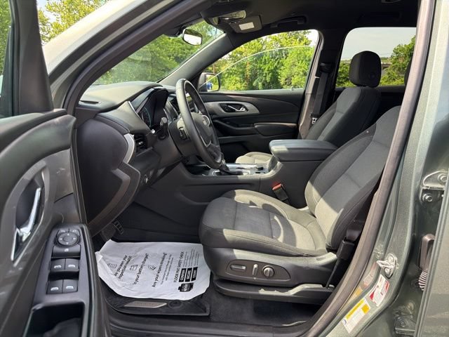 Used 2023 Chevrolet Traverse LT w/ LPO, Floor Liner Package AWD/4WD image 13