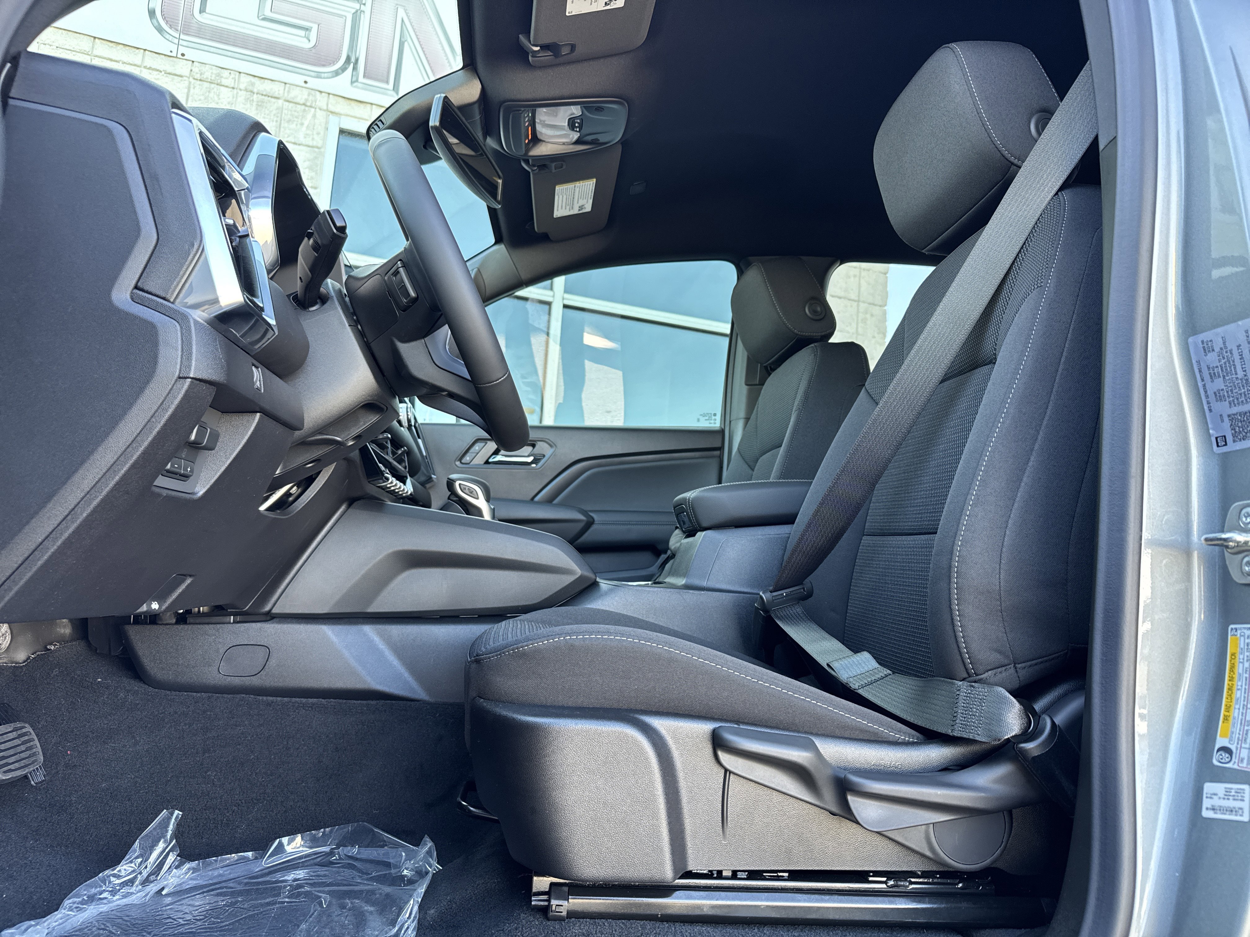 New 2026 GMC Canyon Elevation w/ Convenience Package image 16