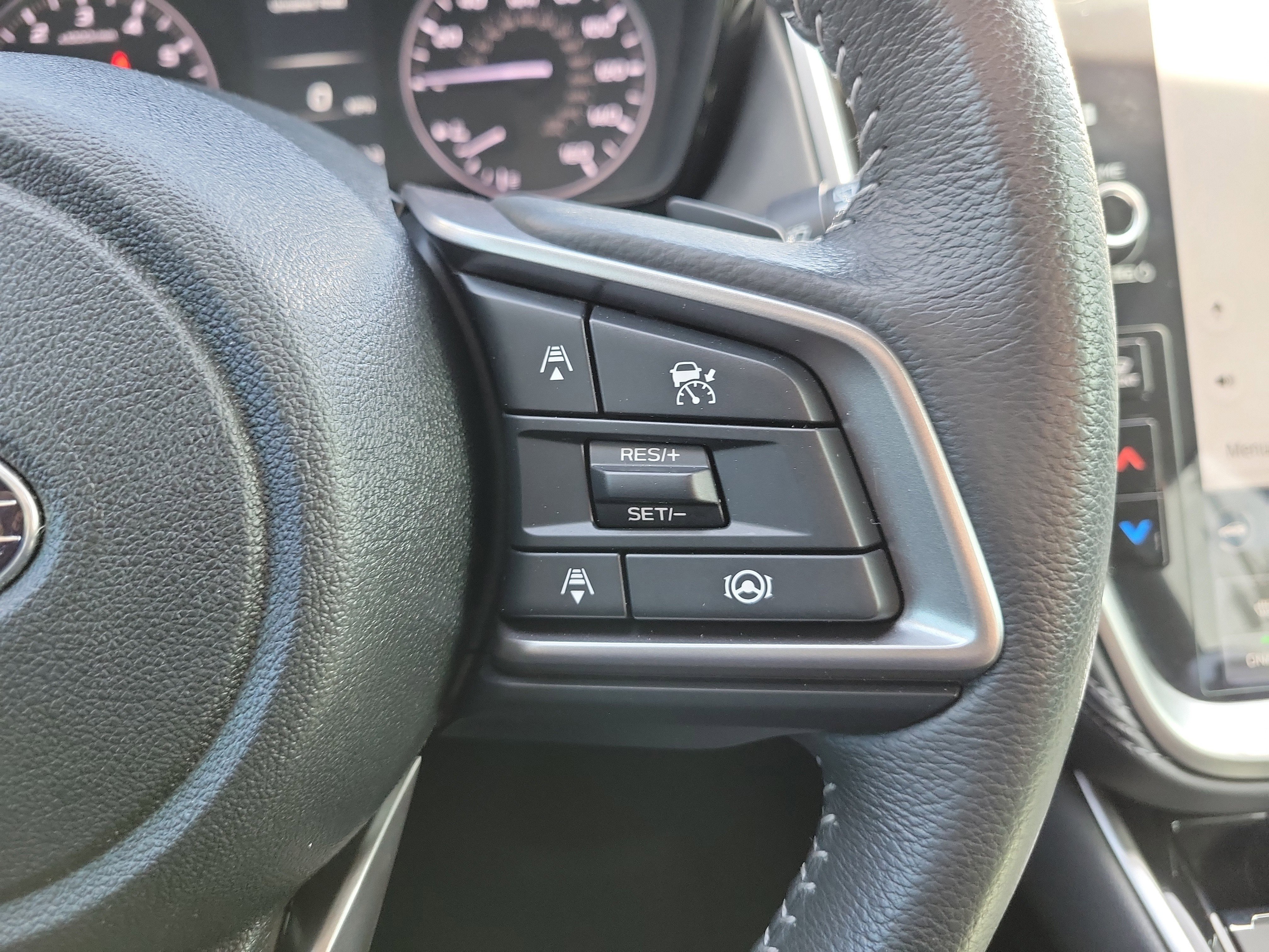 Used 2024 Subaru Outback Premium image 30