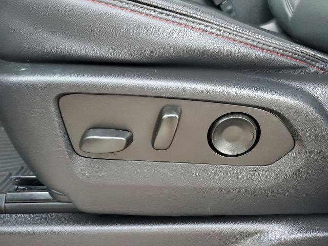 Used 2022 Chevrolet Suburban RST w/ Luxury Package image 71