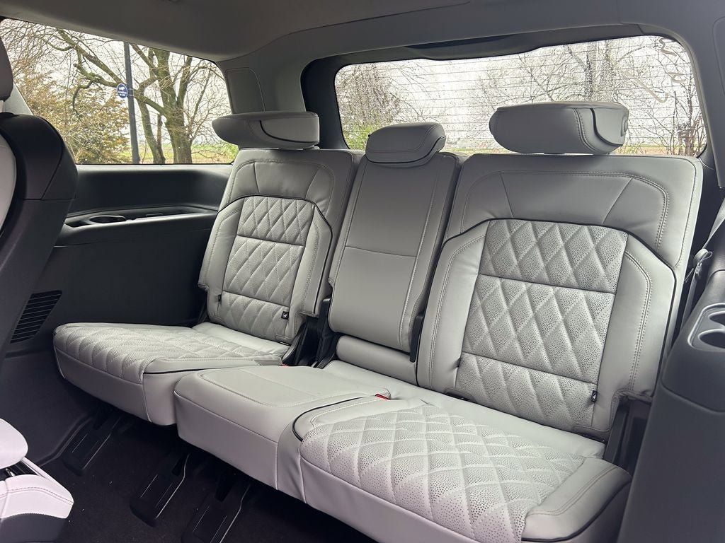 New 2026 Lincoln Navigator Black Label AWD/4WD image 25