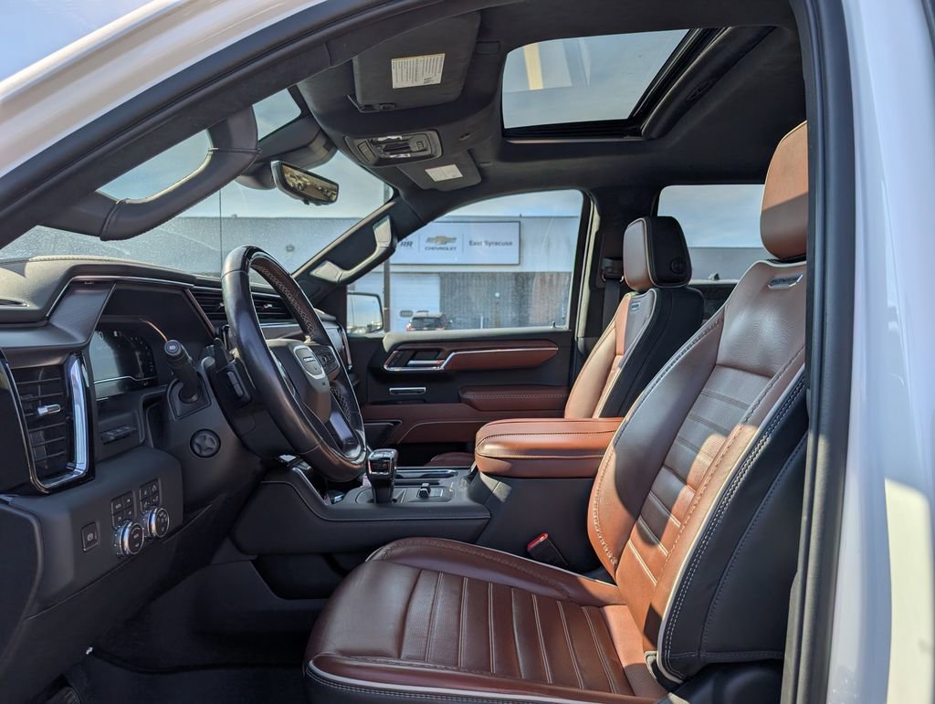 Used 2023 GMC Sierra 1500 Denali Ultimate AWD/4WD image 9