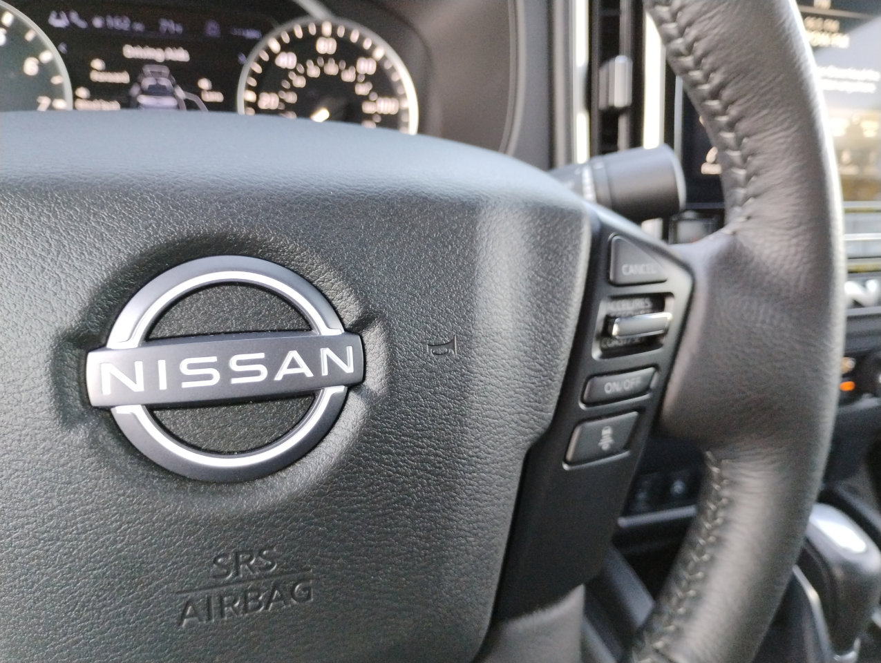 Used 2025 Nissan Frontier SV w/ SV Convenience Package image 45