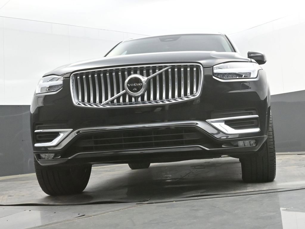 Certified 2023 Volvo XC90 B6 Plus w/ Protection Package Premier image 30