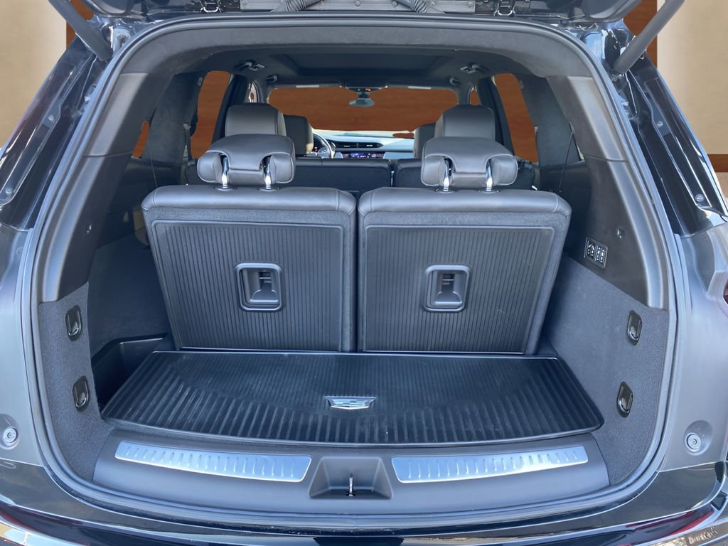 Certified 2024 Cadillac XT6 Premium Luxury w/ Platinum Package image 12