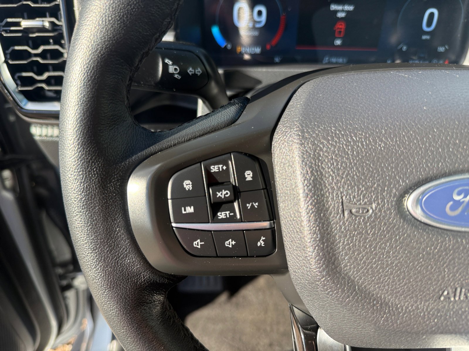 Used 2024 Ford Ranger Lariat w/ FX4 Off-Road Package image 20