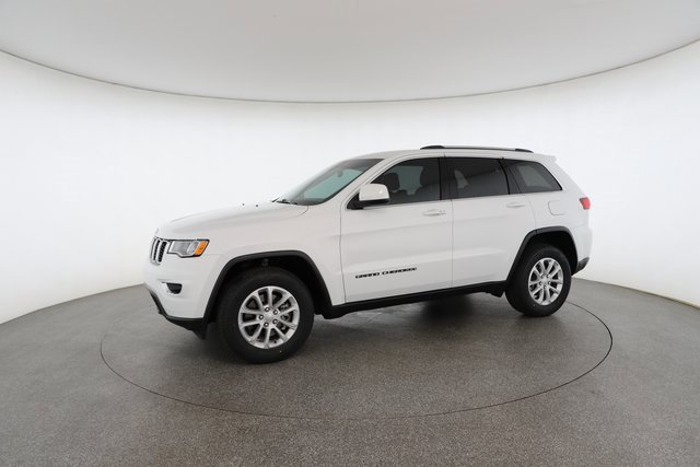 Used 2021 Jeep Grand Cherokee Laredo image 4