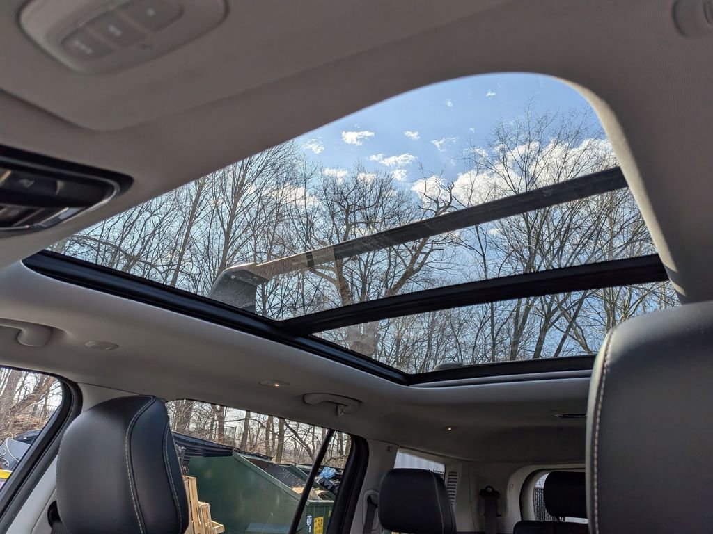 Certified 2021 Jeep Grand Cherokee L Limited image 23