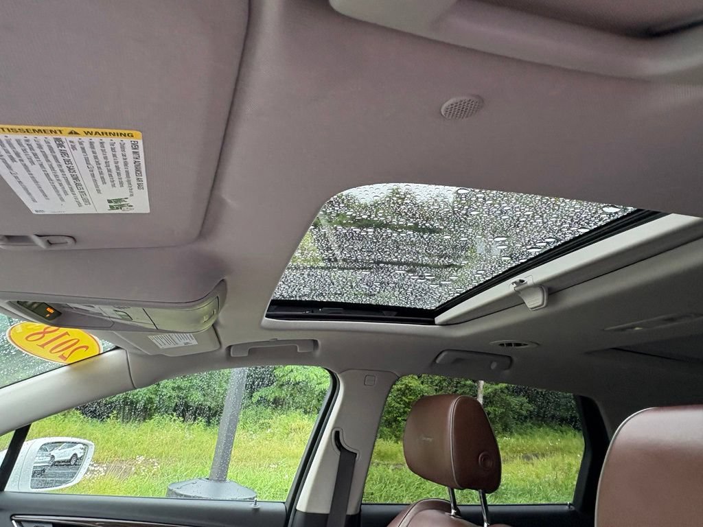 Used 2018 Buick Enclave Premium AWD/4WD image 16