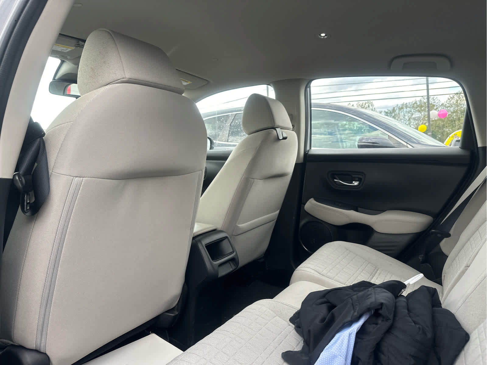 Used 2024 Honda HR-V LX image 9