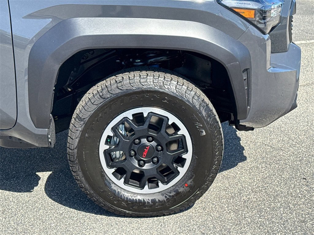 New 2025 Toyota Tacoma TRD Off-Road image 12