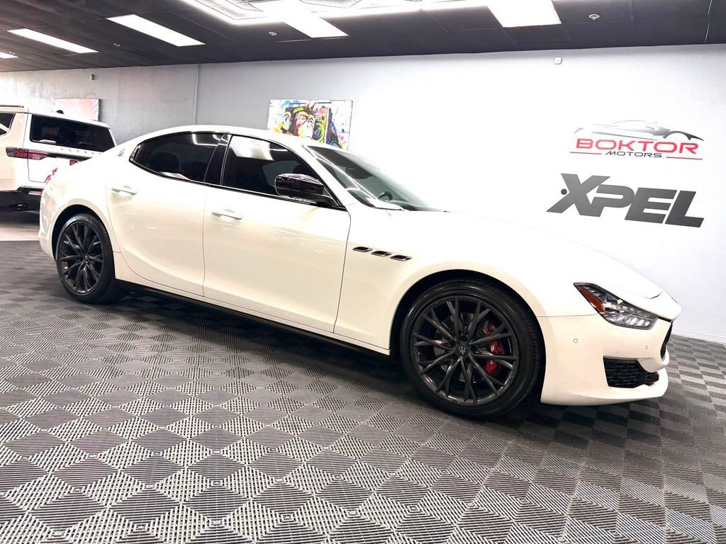 Used 2019 Maserati Ghibli S RWD image 2