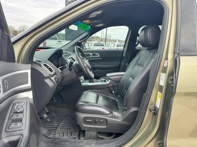 Used 2013 Ford Explorer XLT image 22
