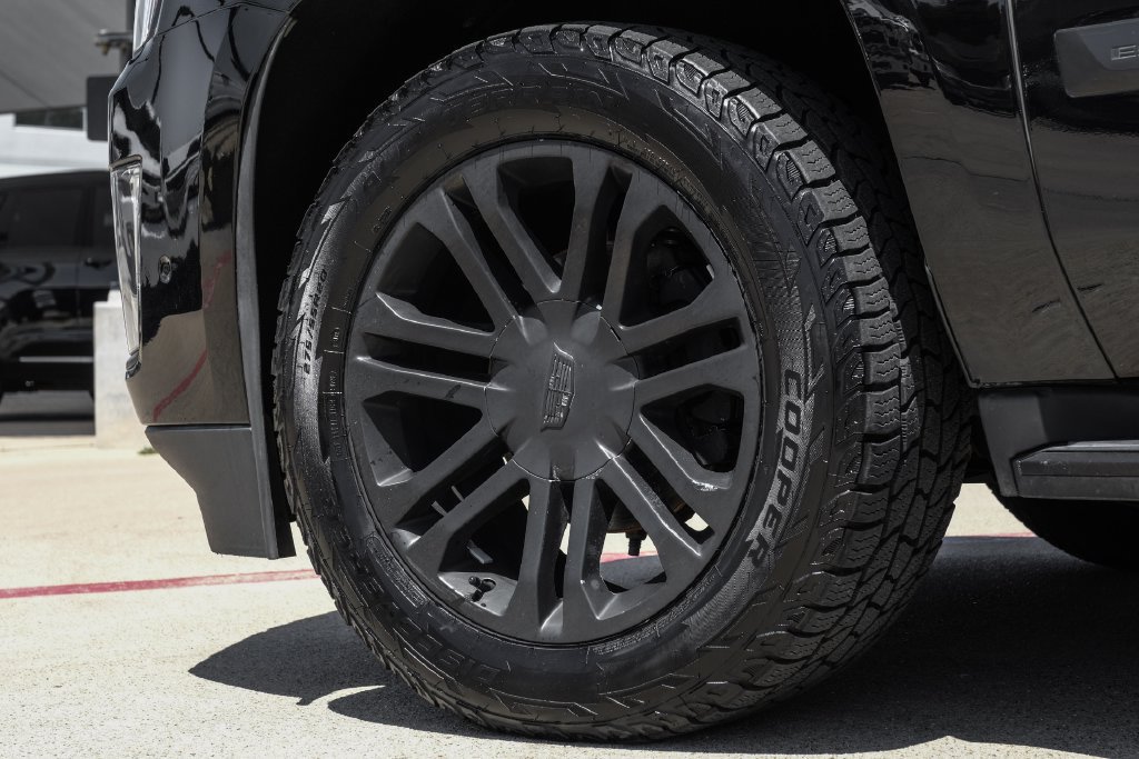 Used 2020 Cadillac Escalade 2WD image 62
