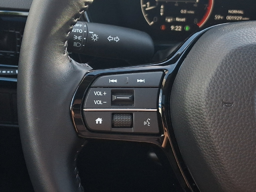 Used 2025 Honda CR-V EX-L image 21