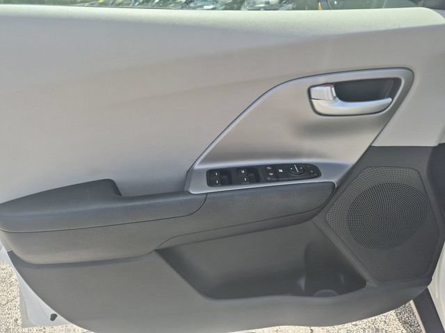 Used 2019 Kia Niro LX FWD image 9