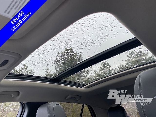 Used 2025 Buick Encore GX Avenir w/ Avenir Technology Package image 24