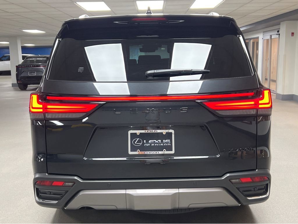 New 2026 Lexus LX 700h Luxury image 6