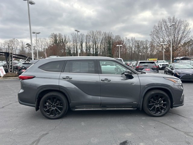 Used 2023 Toyota Highlander Platinum image 4