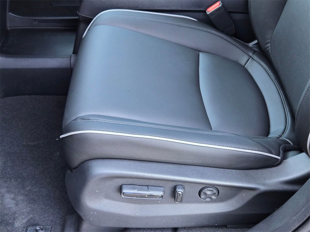 New 2026 Honda Odyssey Touring image 14