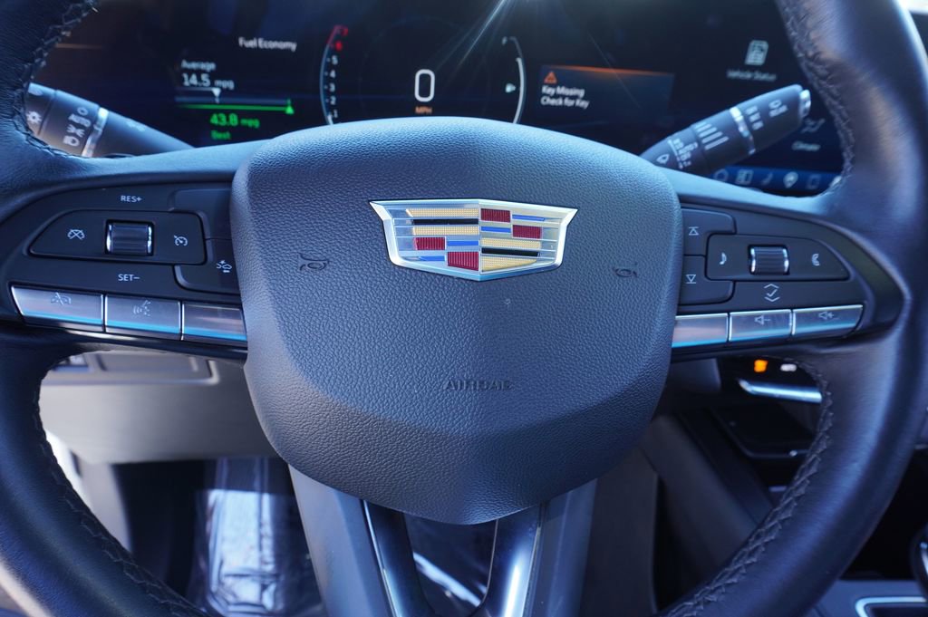 Certified 2025 Cadillac XT4 Premium Luxury image 17