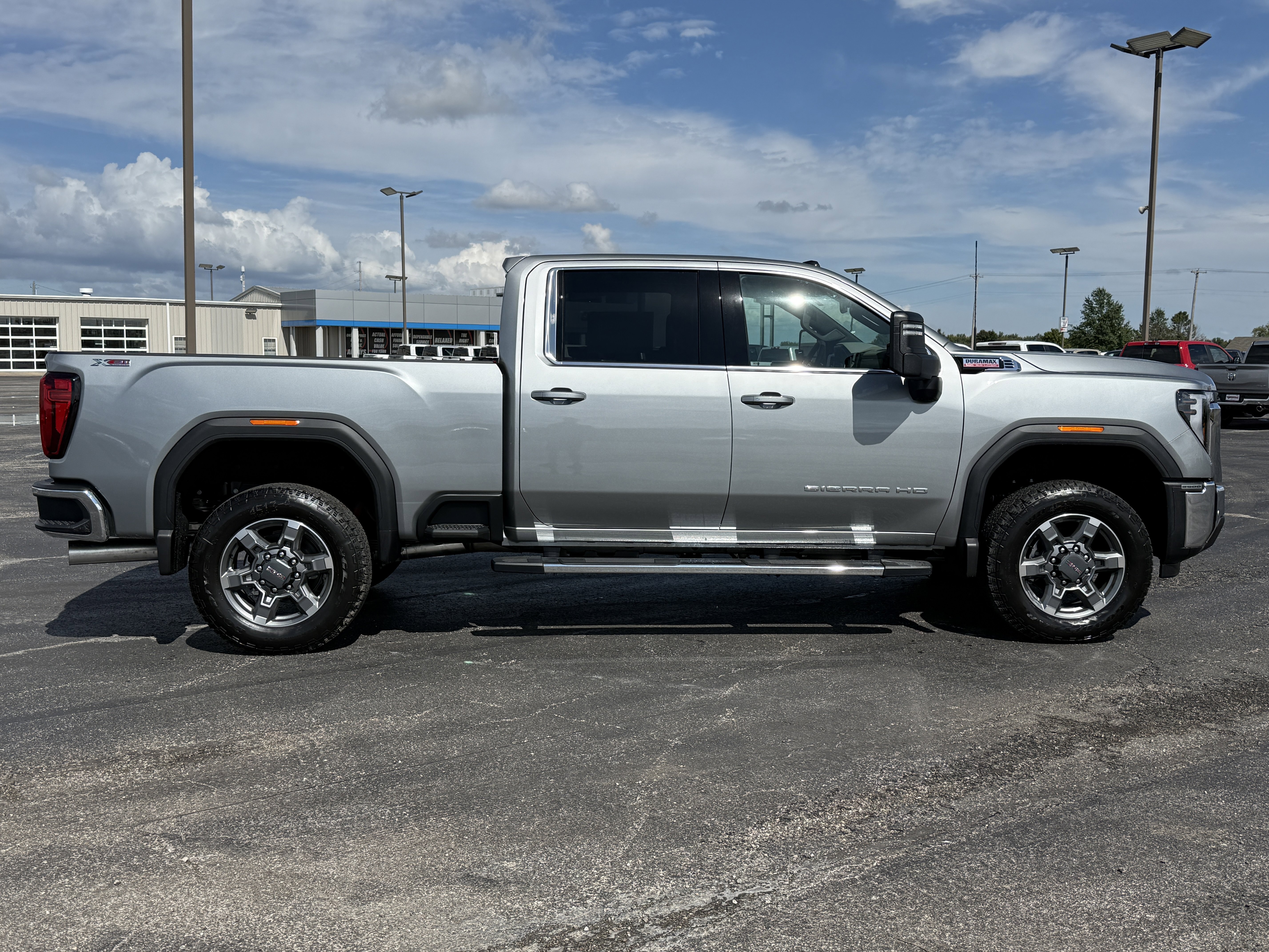 New 2026 GMC Sierra 3500 SLE w/ SLE Value Package image 2