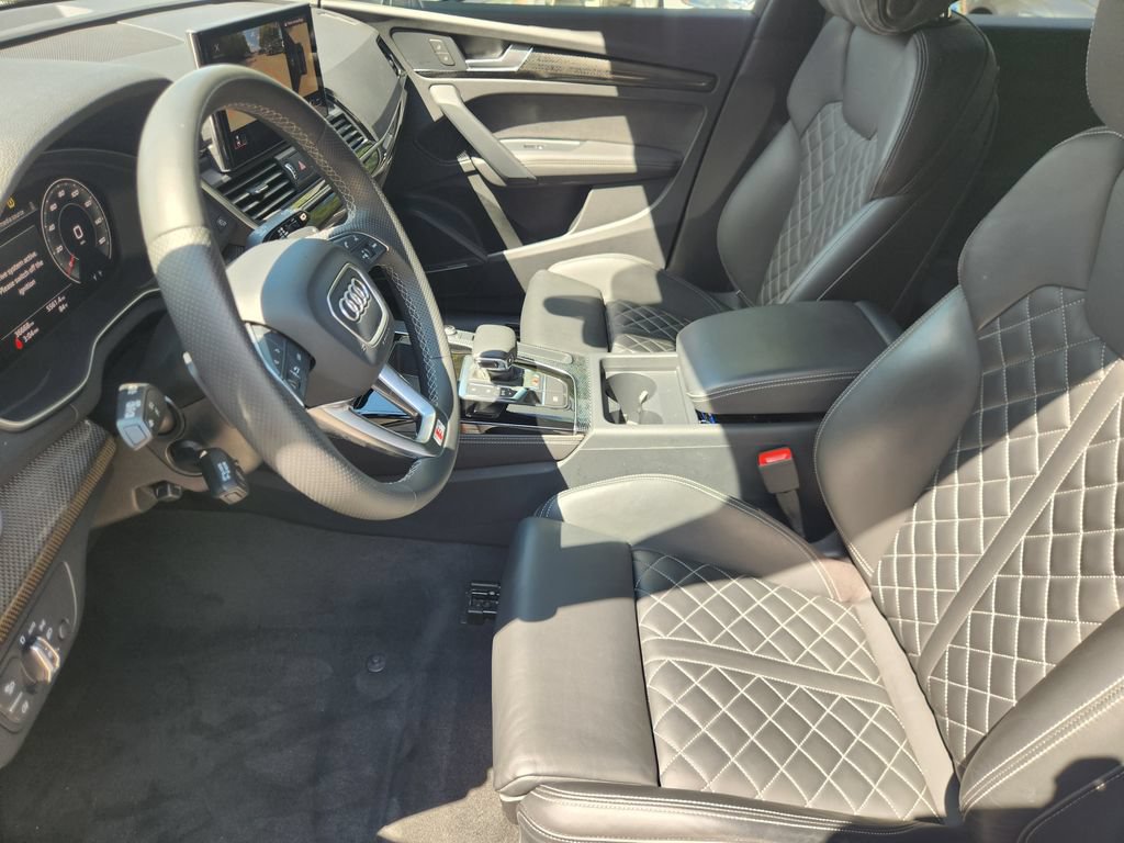 Certified 2024 Audi SQ5 Premium Plus w/ Premium Plus Package AWD/4WD image 16