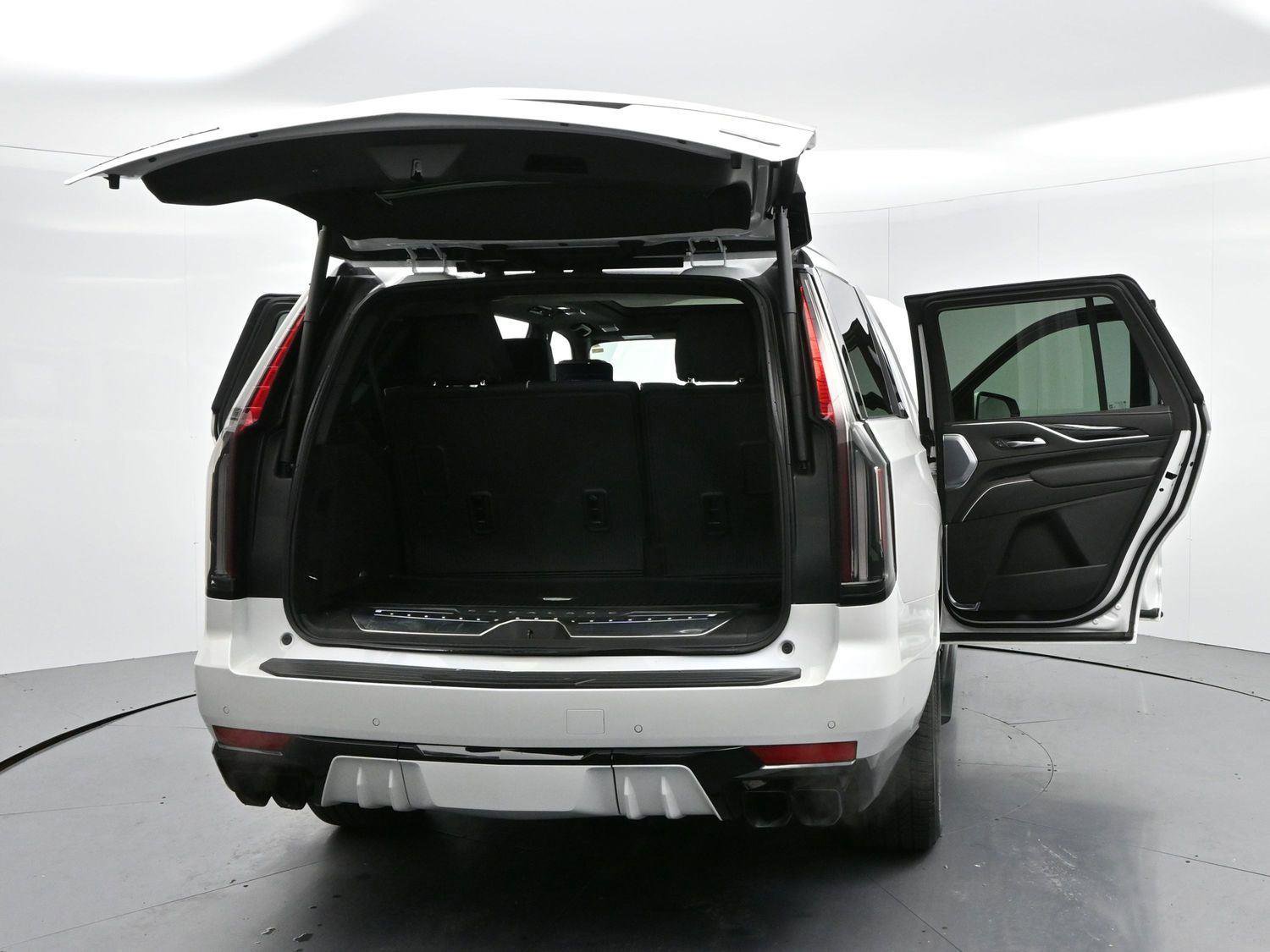 Certified 2023 Cadillac Escalade V AWD/4WD image 53