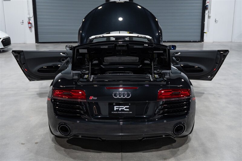 Used 2014 Audi R8 V8 AWD/4WD image 40